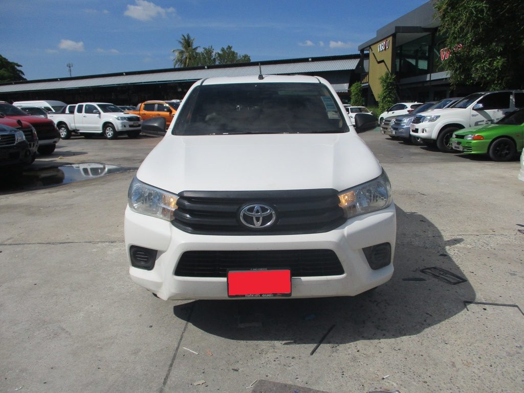 2015 – REVO 2WD 2.4J MT STANDARD WHITE – 8631