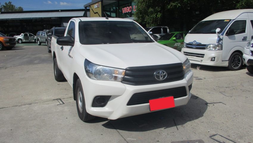 2015 – REVO 2WD 2.4J MT STANDARD WHITE – 8631