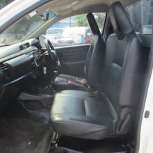 2015 – REVO 2WD 2.4J MT STANDARD WHITE – 8631