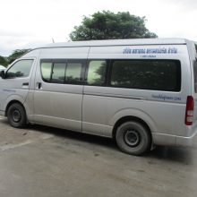 2012 – TOYOTA 2WD 2.5 MT COMMUTER SILVER – 3706